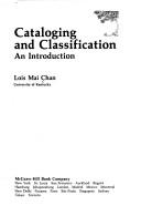 Cataloging and classification : an introduction Chan Lois Mai.